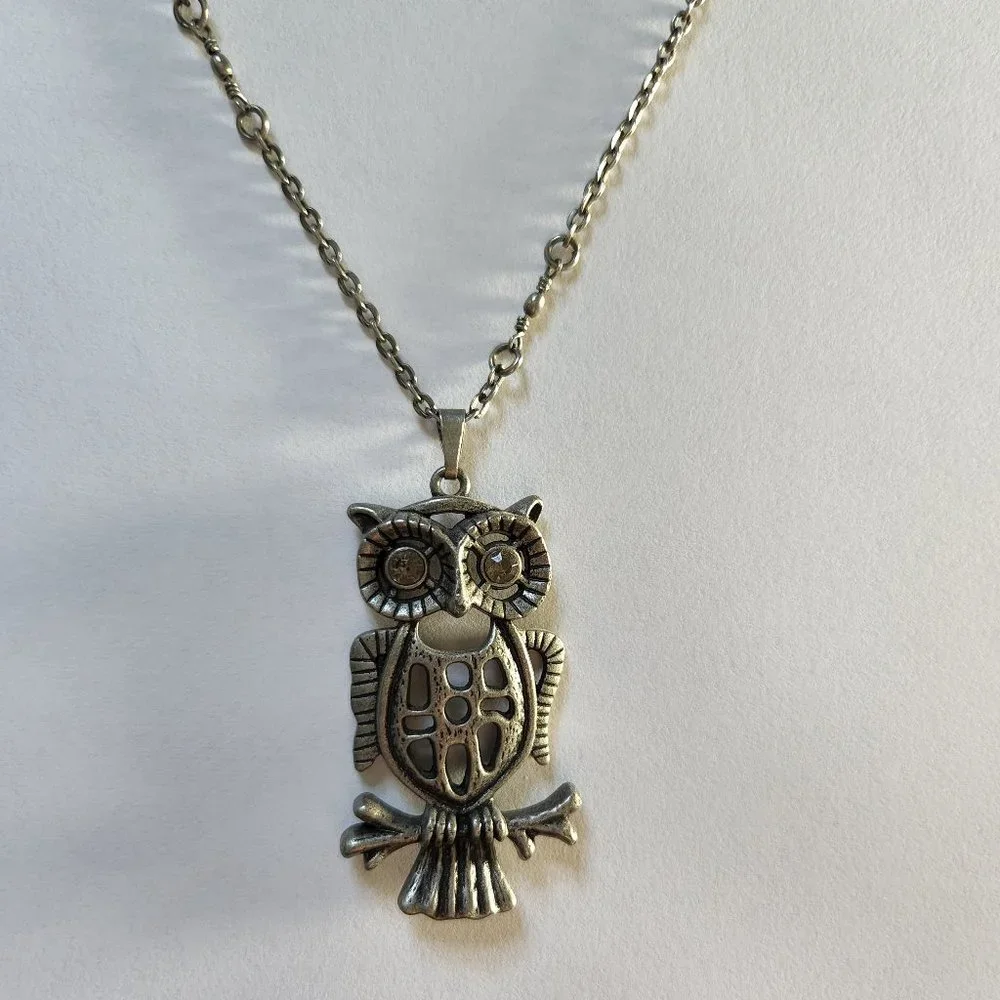 Owl necklace silver gunmetal